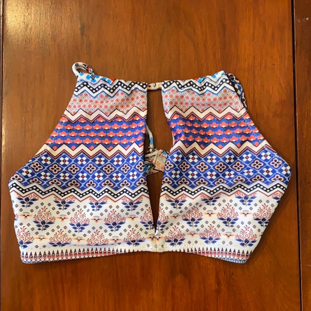 Halter, cross-back bathing suit top